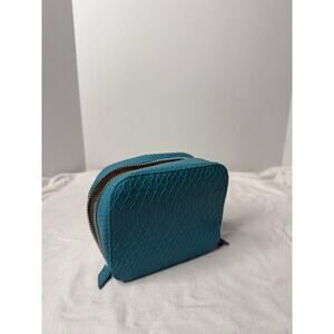 Trish McEvoy Snakeskin Animal Print Makeup Planner Zip Turquoise Blue
